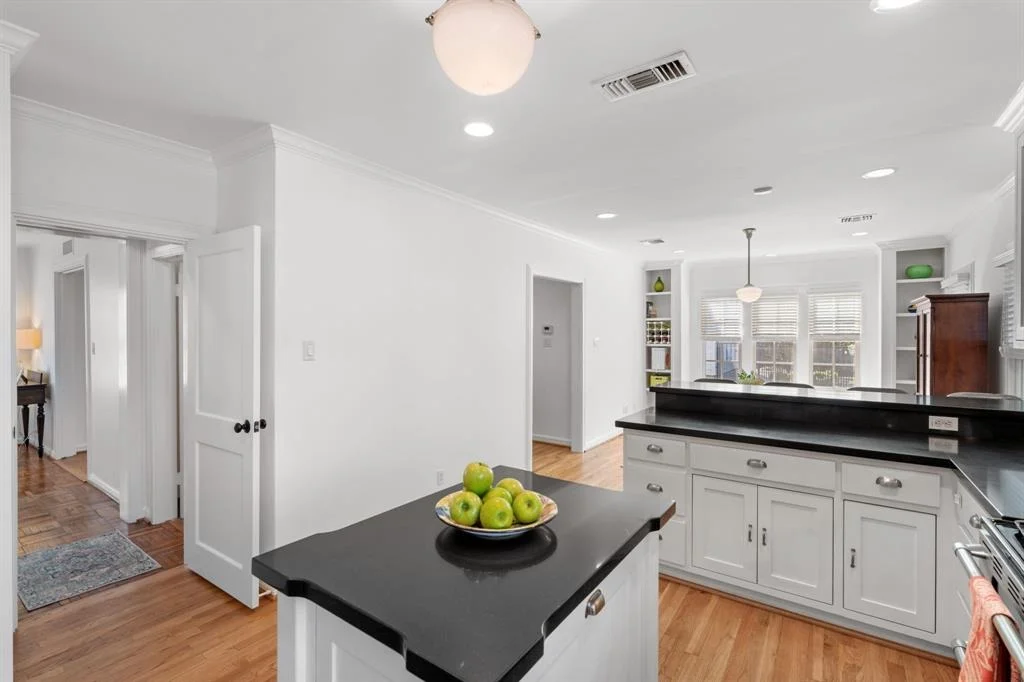 Photo of 2247 Dryden Road