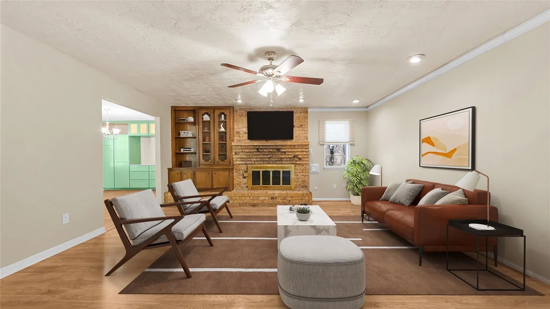 Photo of 1711 Woodhue Drive