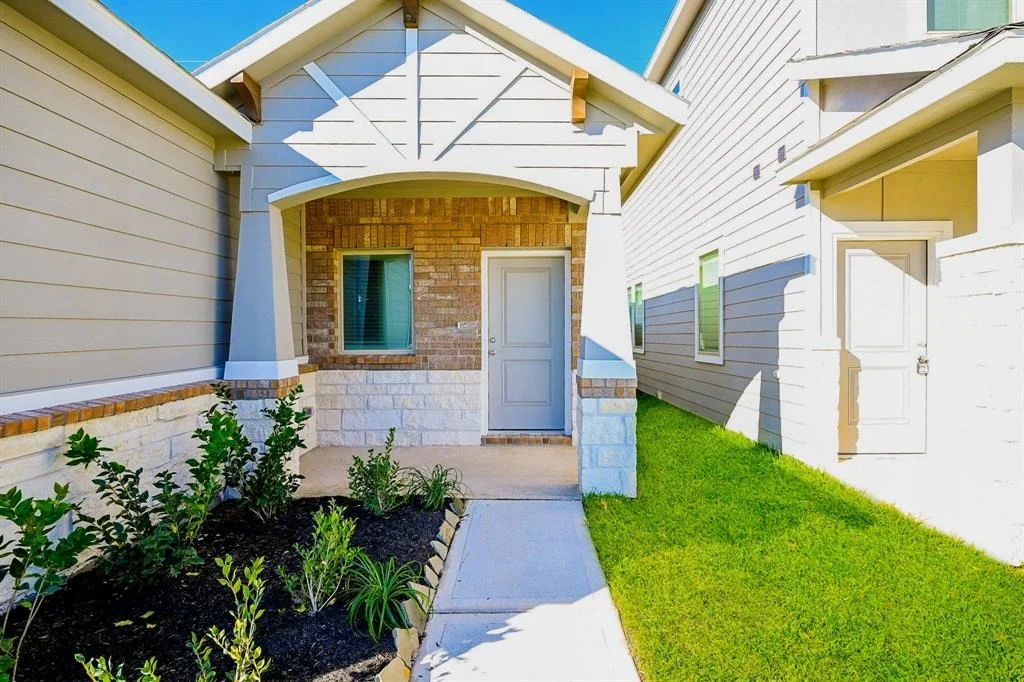 Photo of 21639 Cypress Trellis Dr
