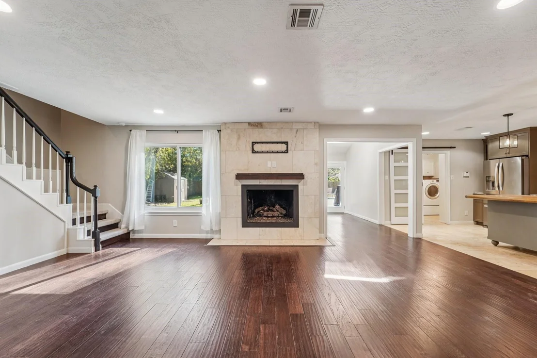 Photo of 6219 Elmgrove Road