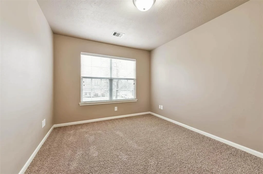 Photo of 1517 Glen Oaks Drive