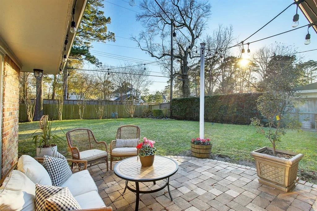 Photo of 1027 Chamboard Lane