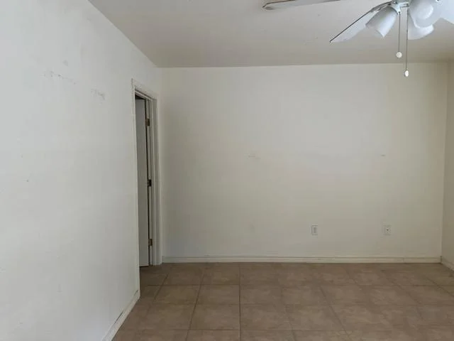 Photo of 105 6th Street