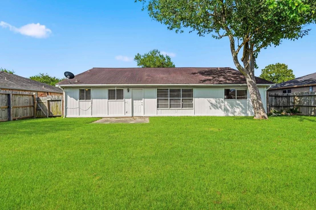 Photo of 10107 Willmont Road