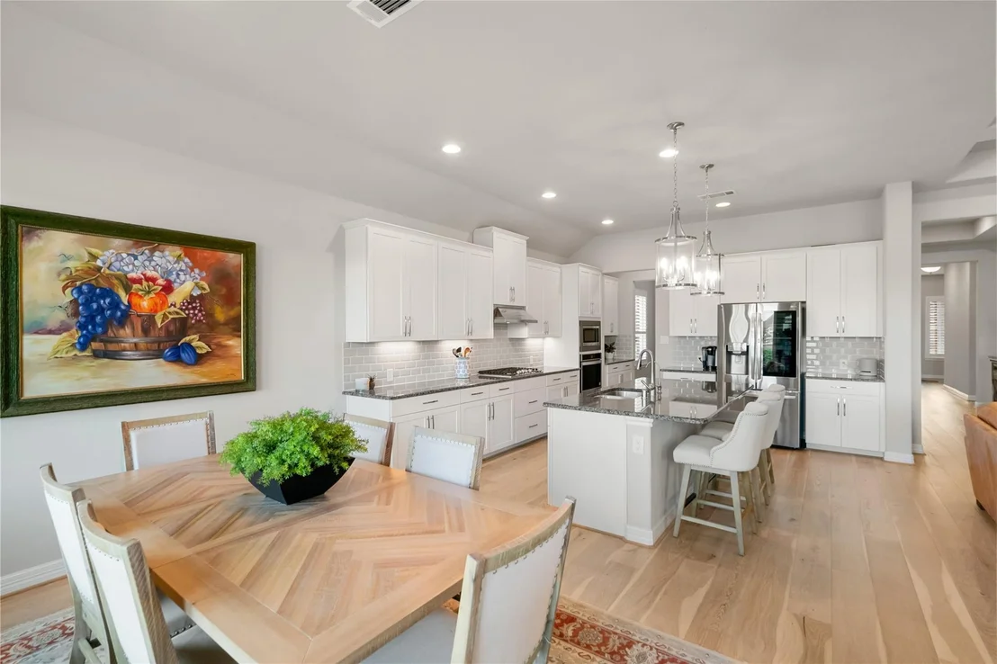 Photo of 24718 Tanoureen Drive