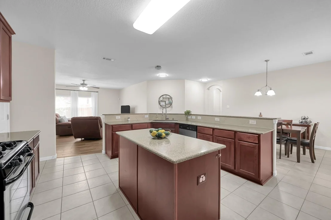 Photo of 21507 Lozar Drive
