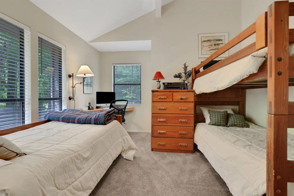 Photo of 1103 Lakeview Estates Drive