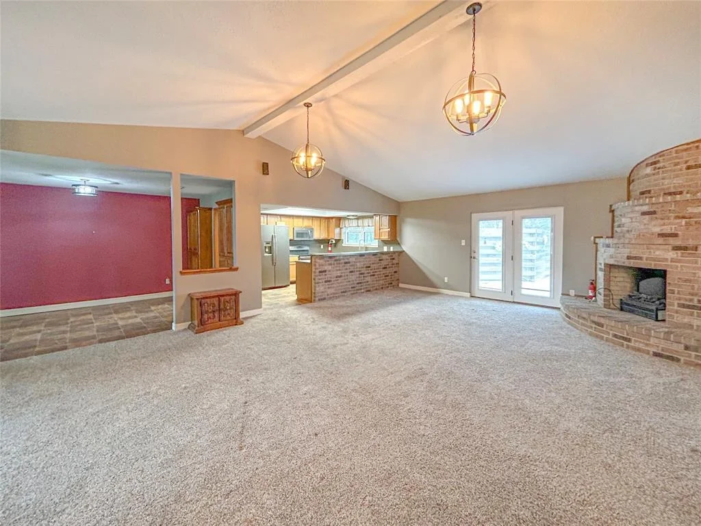 Photo of 302 Buffalo Trail