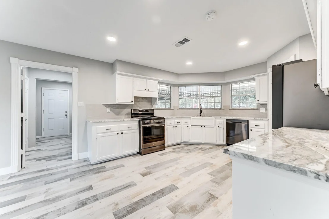 Photo of 25869 Magnolia Drive