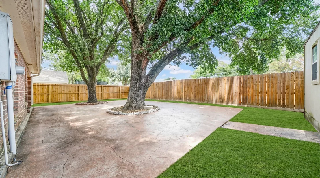 Photo of 7510 Millbrae Lane