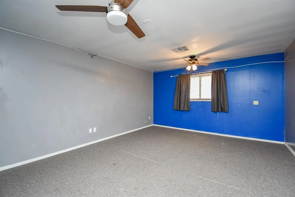 Photo of 912 Spruce Avenue