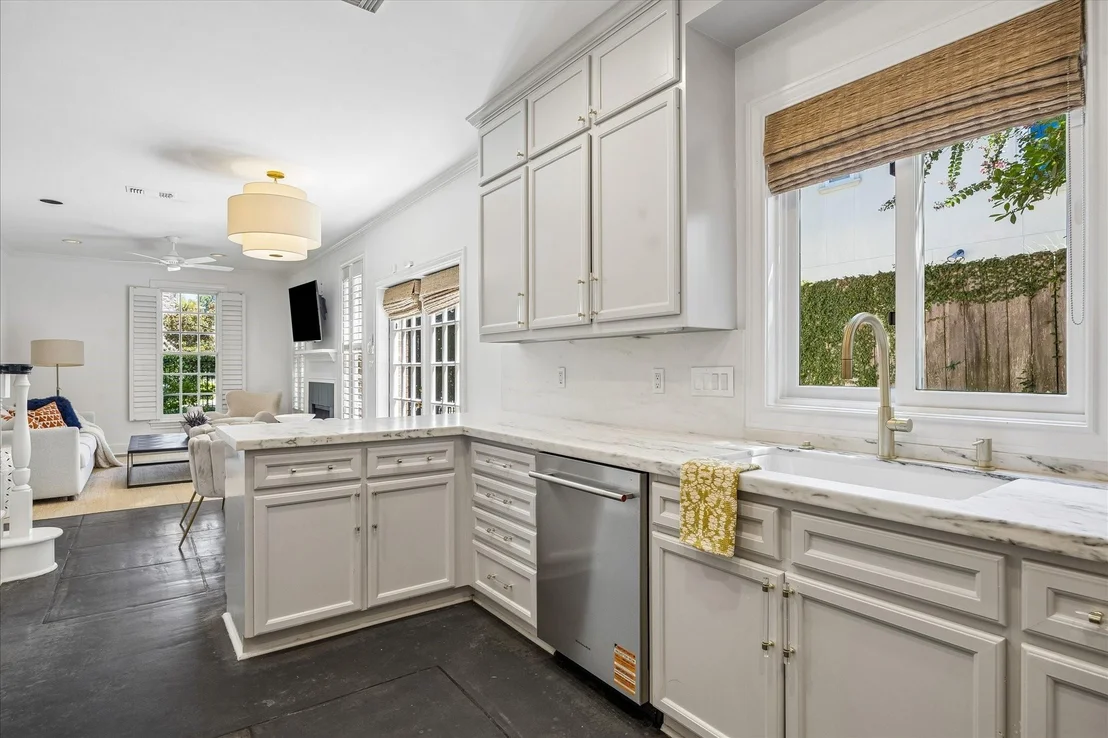 Photo of 40 Hackberry Lane