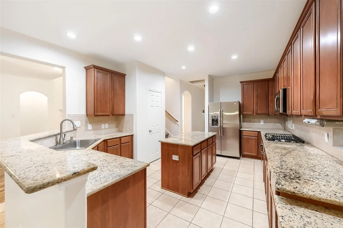 Photo of 511 Silver Creek Circle