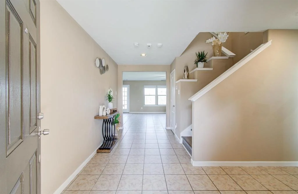 Photo of 810 Ellerton Lane
