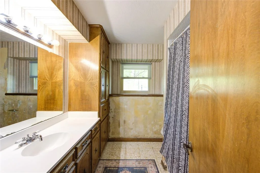 Photo of 26003 Woodglen Drive
