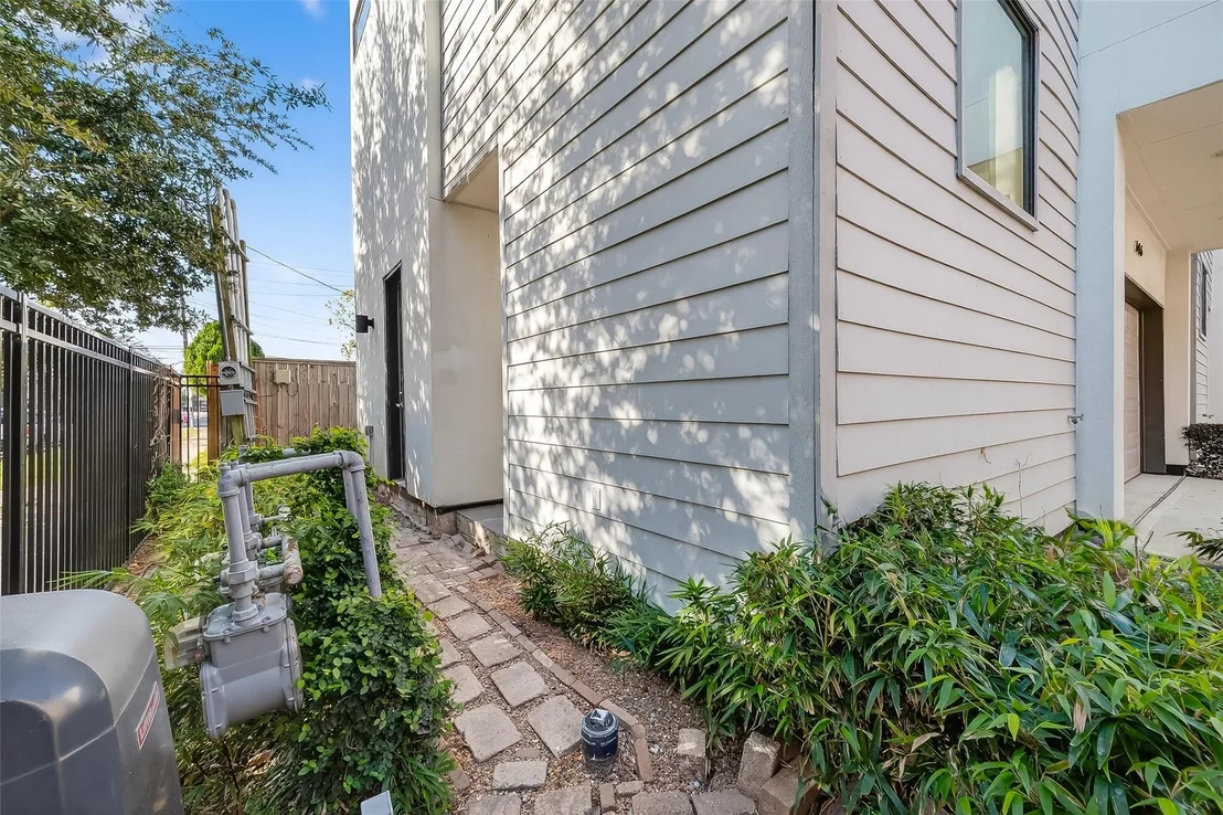 Photo of 606 Pacific Street