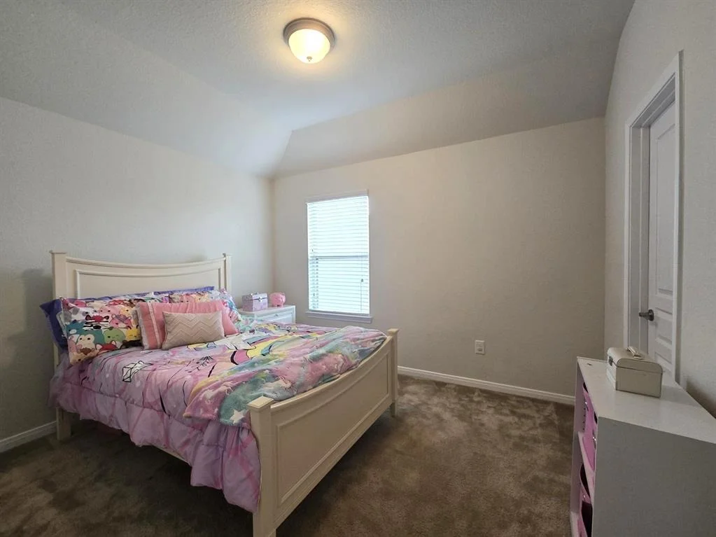 Photo of 5115 Baroness Lane
