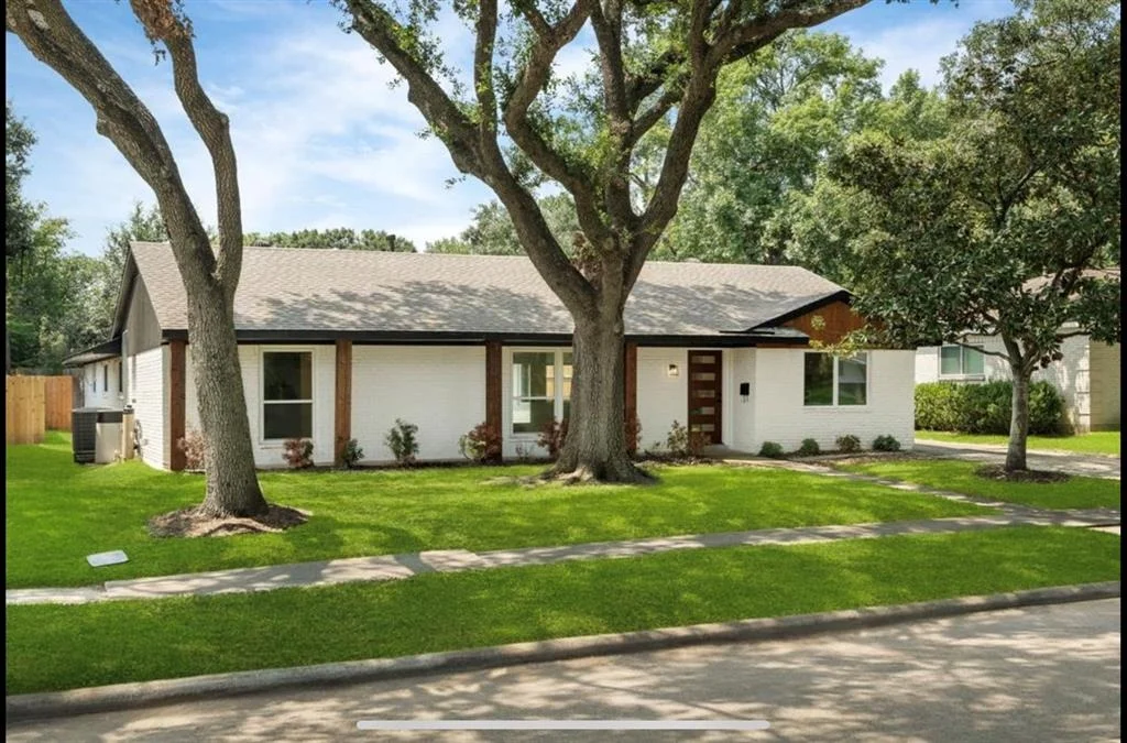 Photo of 6107 Valkeith Drive