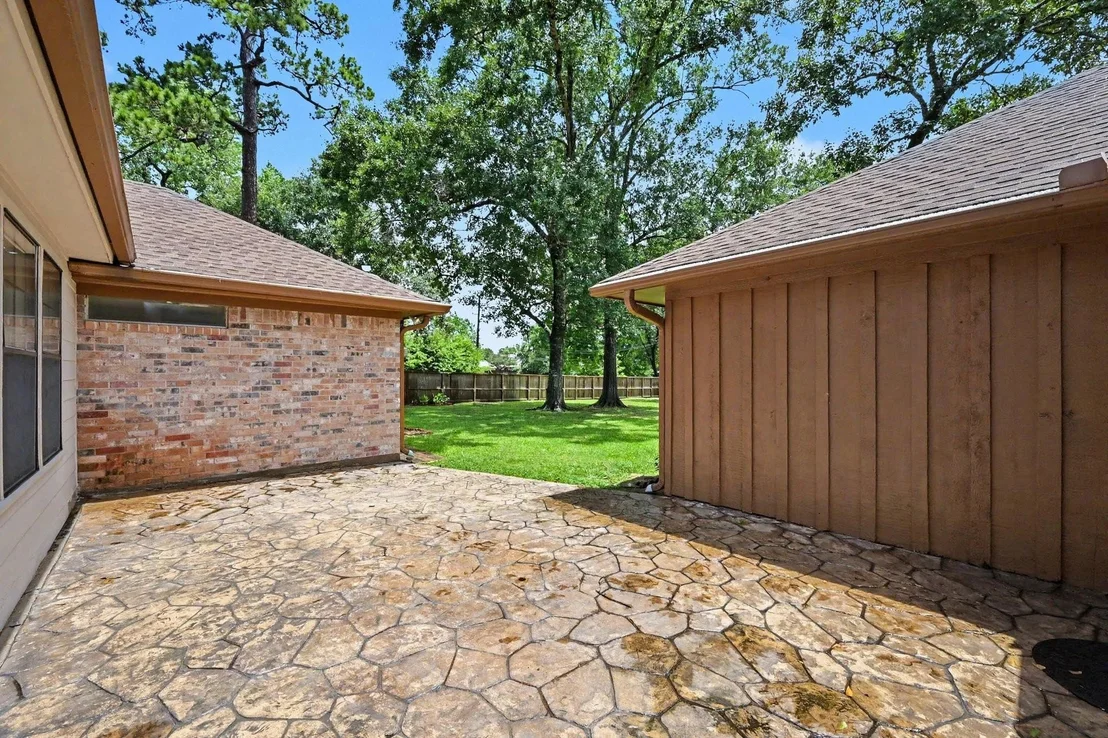 Photo of 26222 Oakhurst Drive