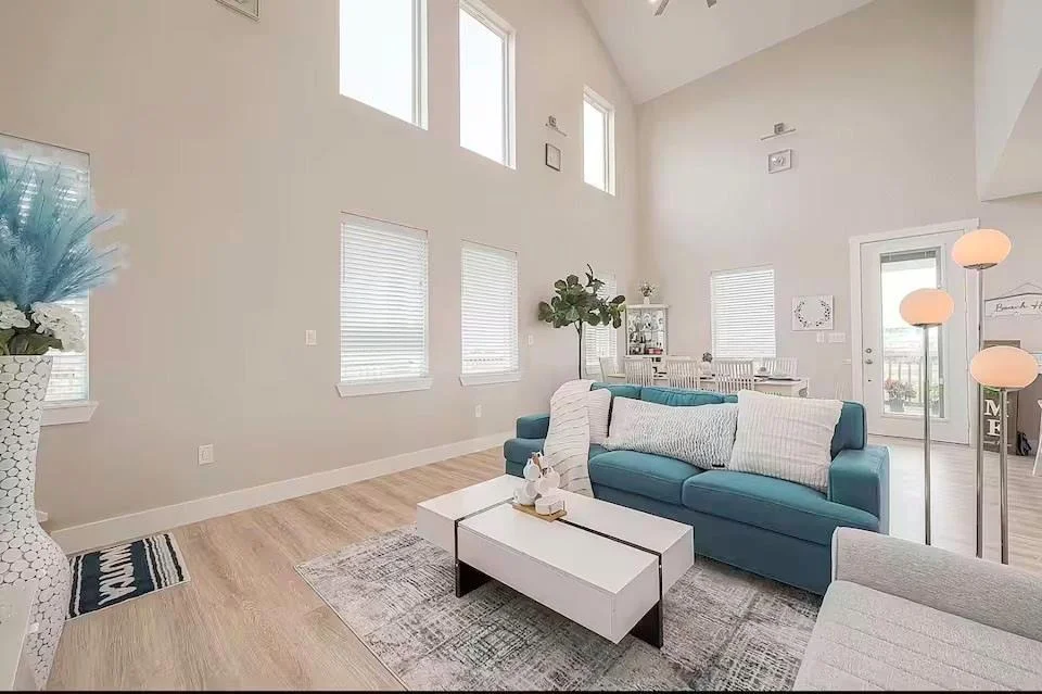 Photo of 226 Bay Avenue
