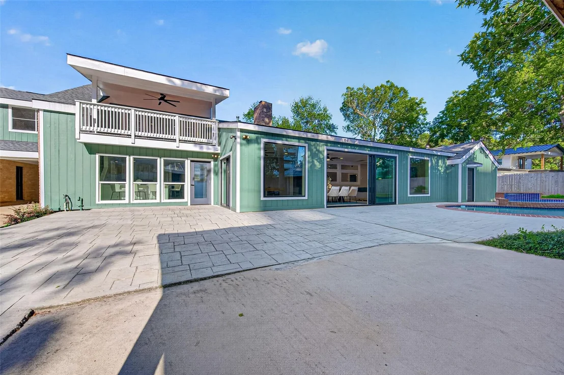 Photo of 1202 Briar Bayou Drive