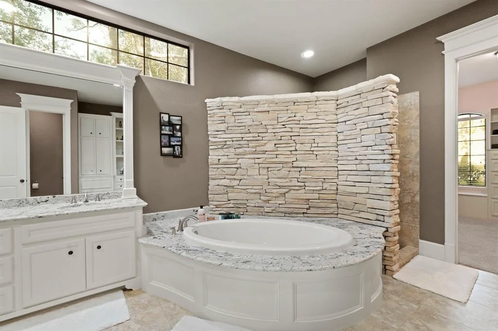 Photo of 28603 Waterbend Court