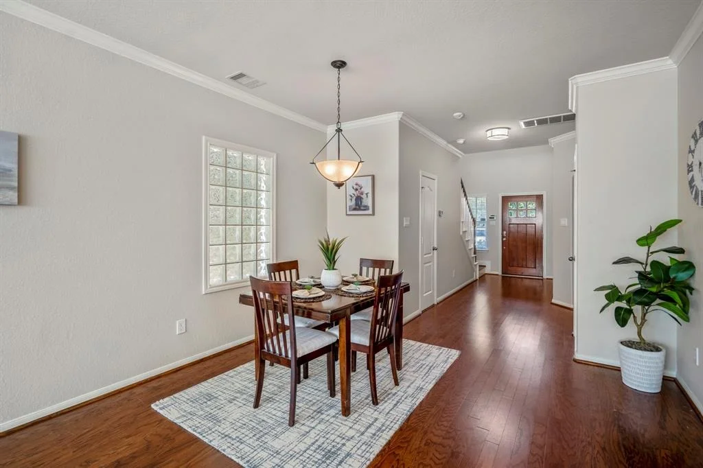 Photo of 4618 Oak Laurel Lane