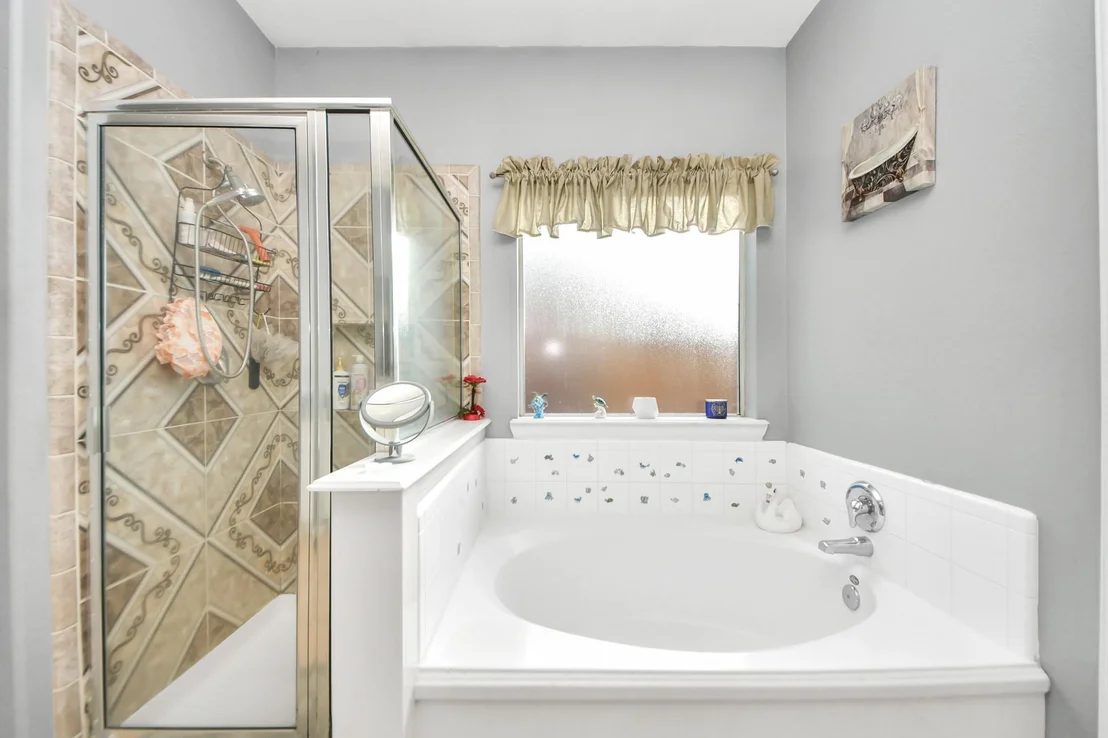 Photo of 922 N Sky Drive