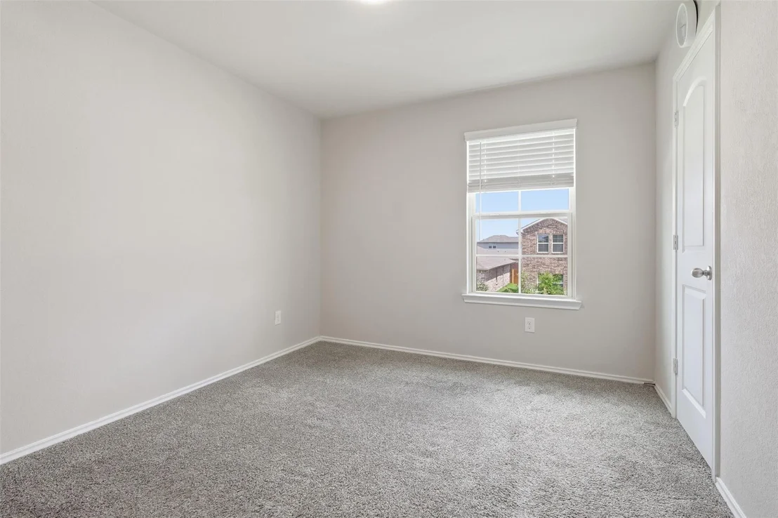 Photo of 21523 Victoria Harbor Drive