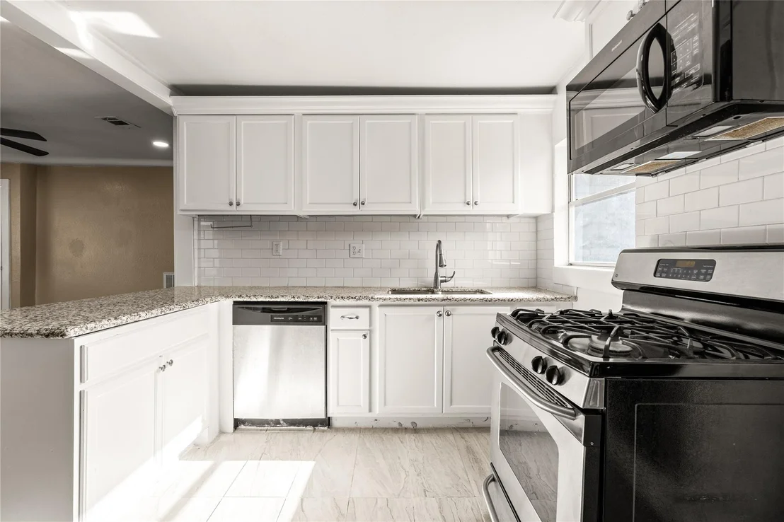Photo of 2226 Rainbow Drive