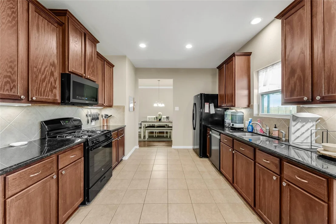 Photo of 512 Forest Village Circle
