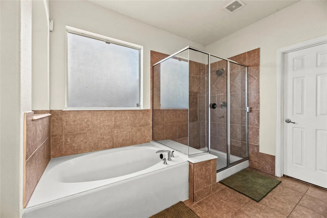 Photo of 24402 Lakecrest Bend Drive