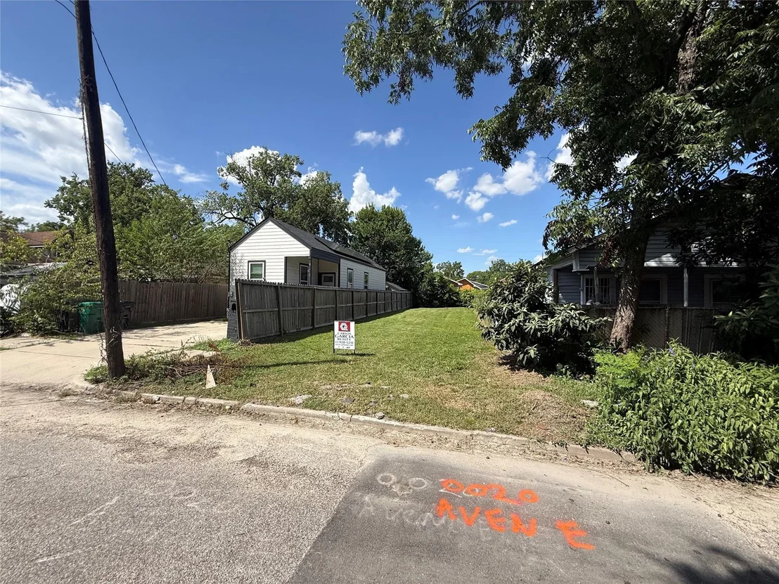 Photo of 7709 Avenue E