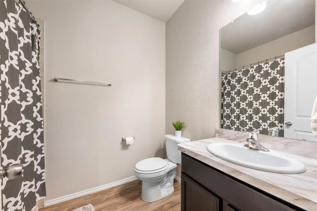 Photo of 6031 Purple Iris Street