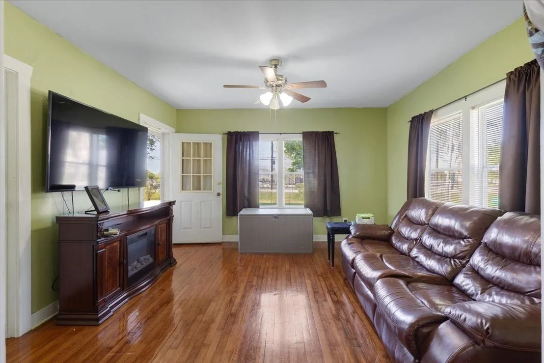 Photo of 3929 Almeda Genoa Road
