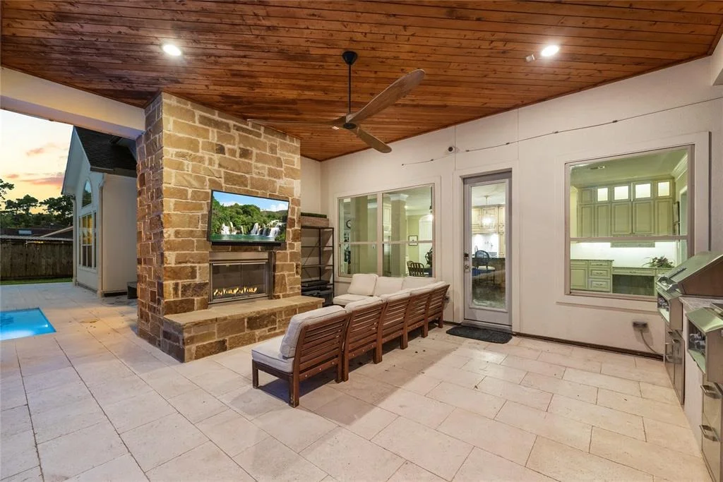 Photo of 1502 Hillendahl Boulevard