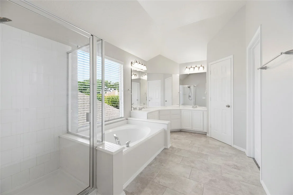Photo of 1242 Deerbrook Drive