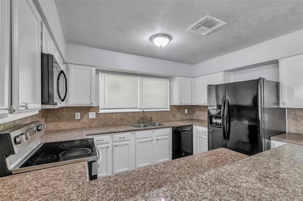 Photo of 1602 Evesham Drive