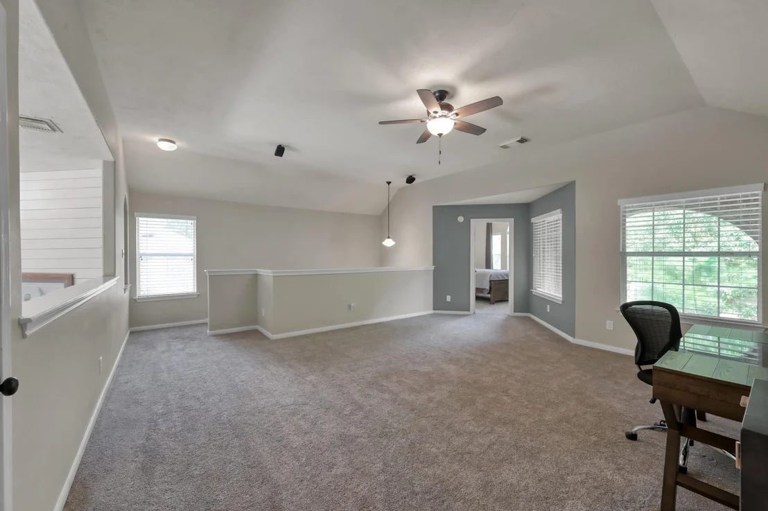 Photo of 34 W Prairie Dawn Circle