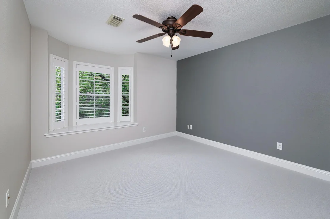 Photo of 18 Doeskin Place