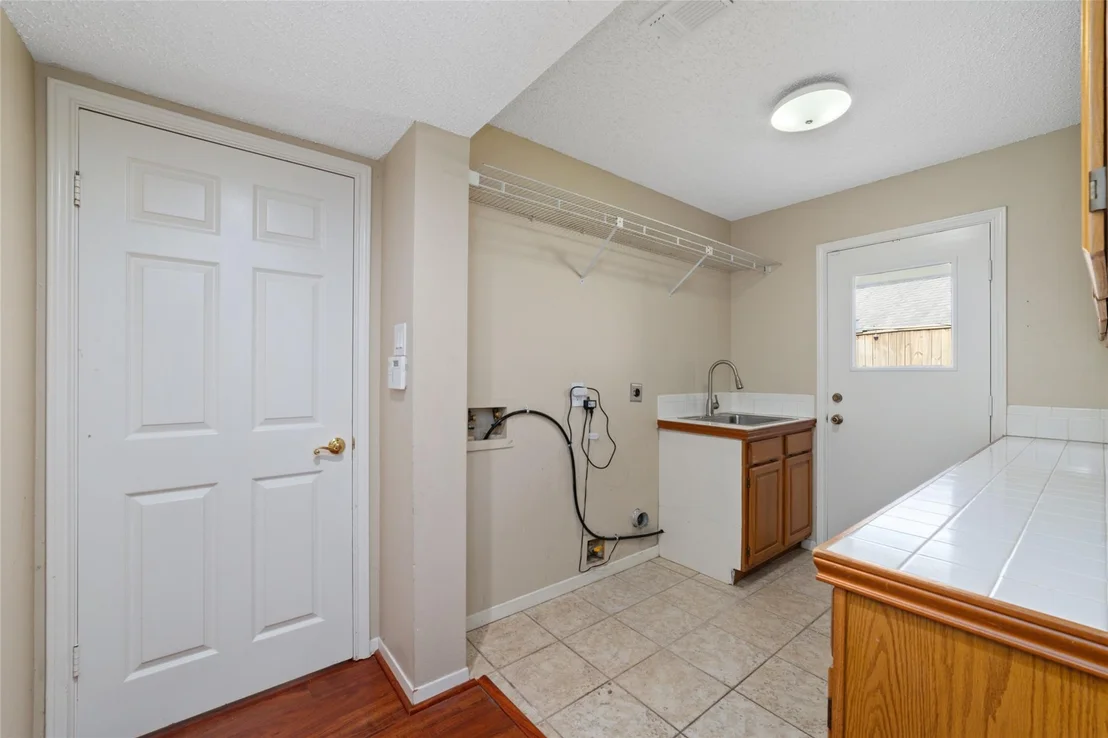 Photo of 13103 Wickersham Lane