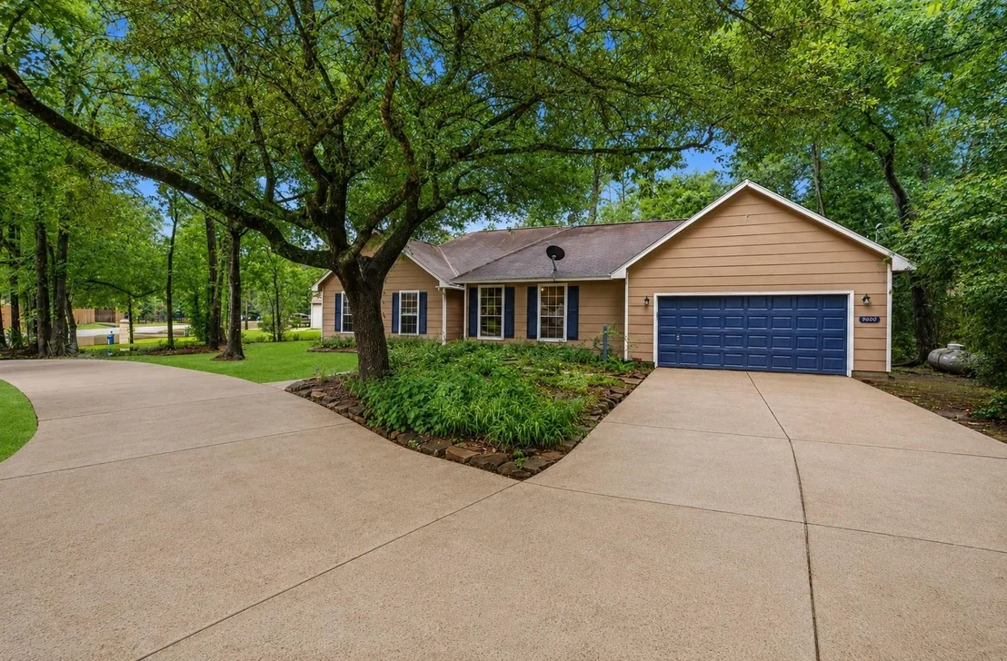 Photo of 10407 Twin Oak Drive