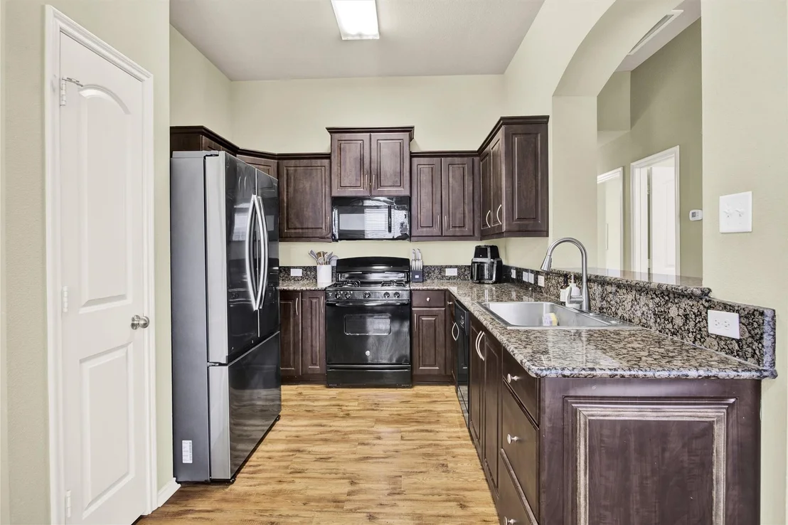 Photo of 704 Heritage Drive