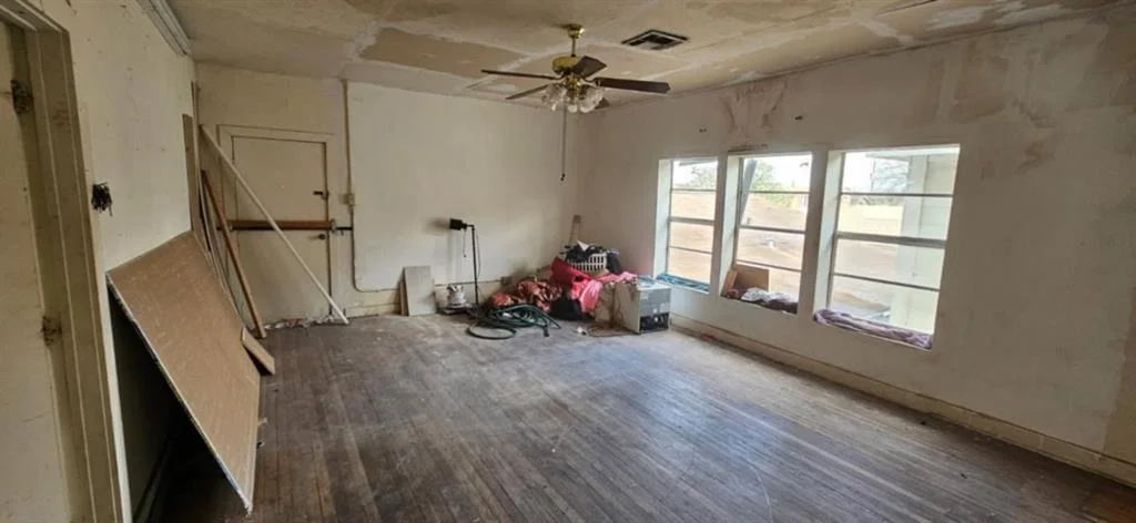 Photo of 2114 Wayside Drive