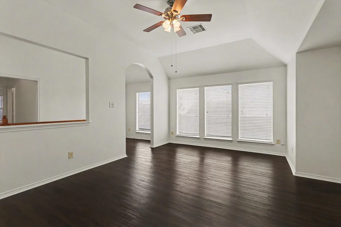 Photo of 1323 Laura Hills Lane