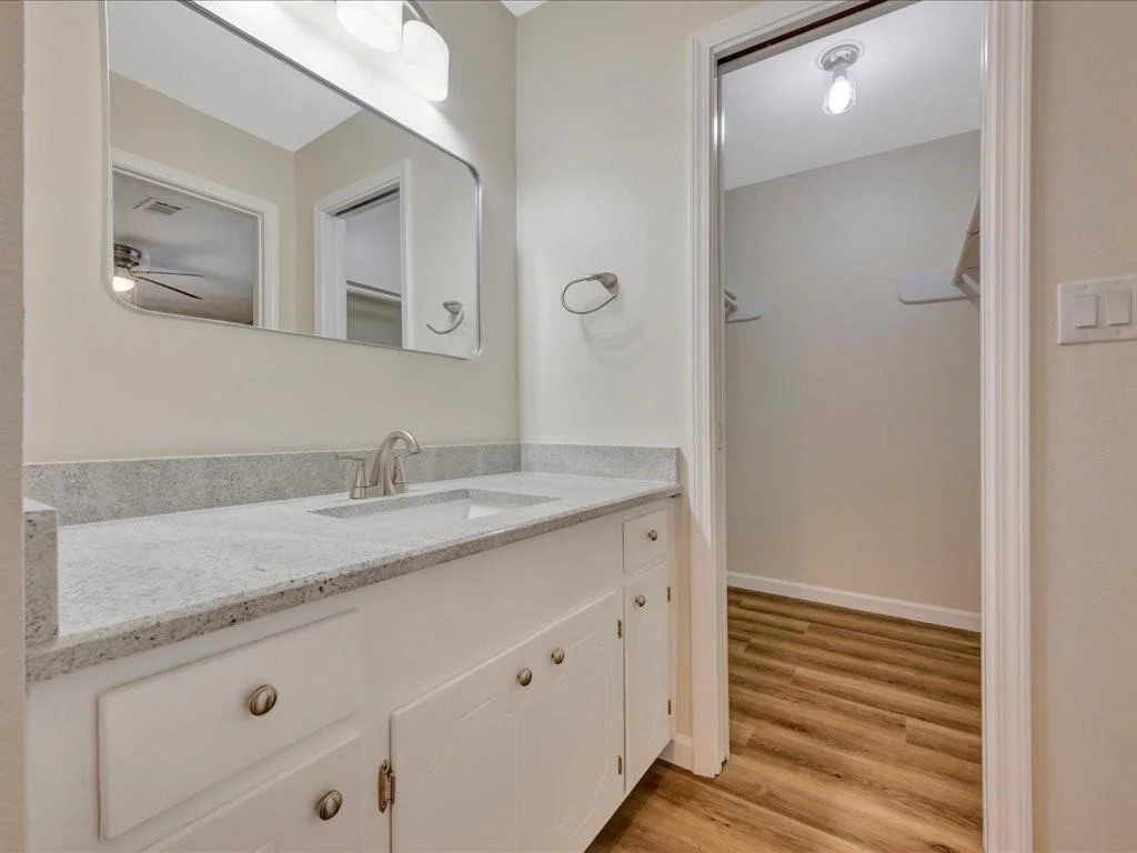 Photo of 900 Edgewood Circle