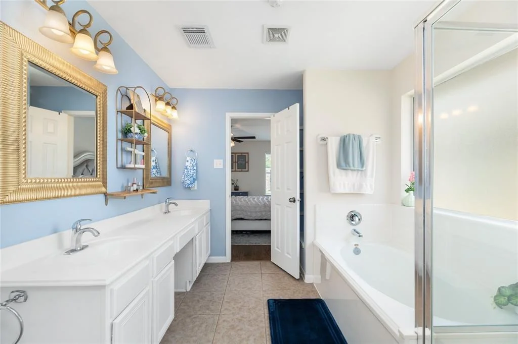 Photo of 6815 Autumn Rain Lane
