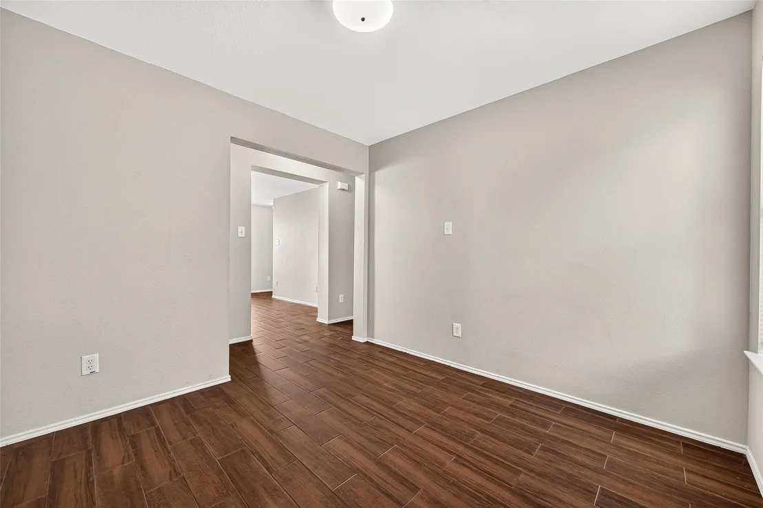 Photo of 12926 Valleygate Lane