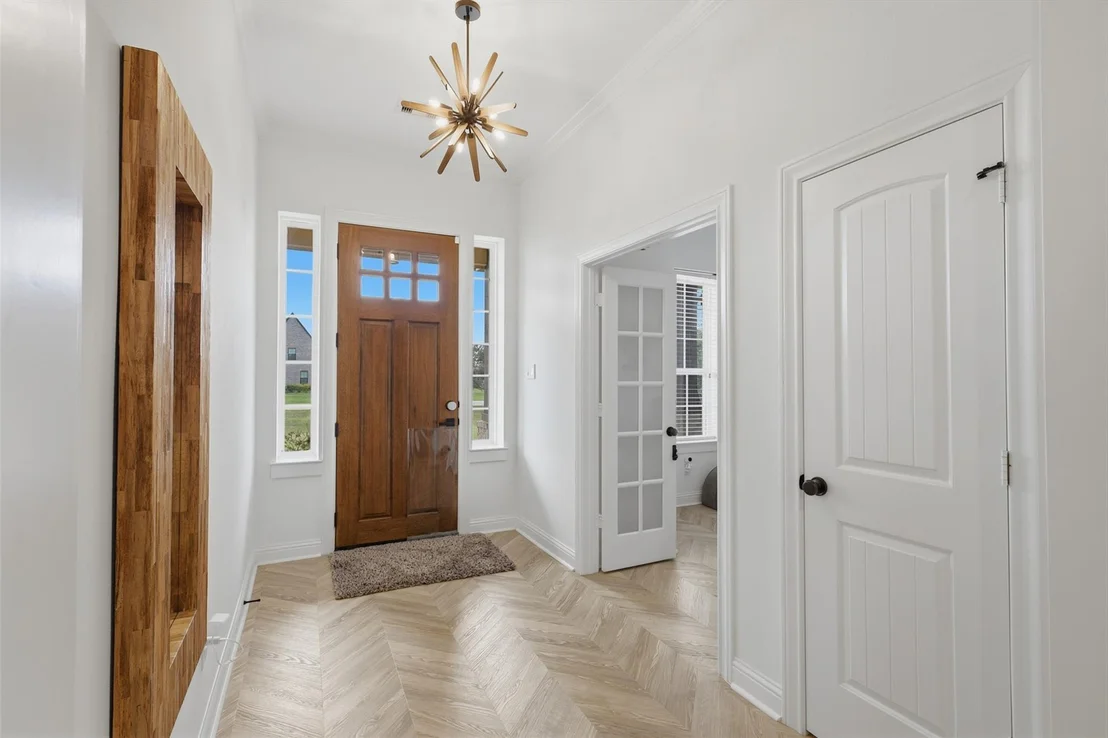 Photo of 8518 Lofty Pines