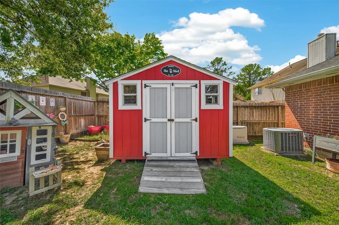 Photo of 12606 Millvan Drive